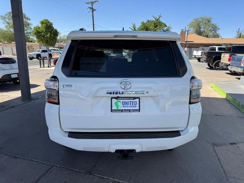 Super White 2016 Toyota 4Runner SR5 Premium