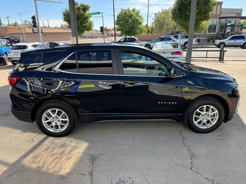 BLACK 2022 Chevrolet Equinox 1LT