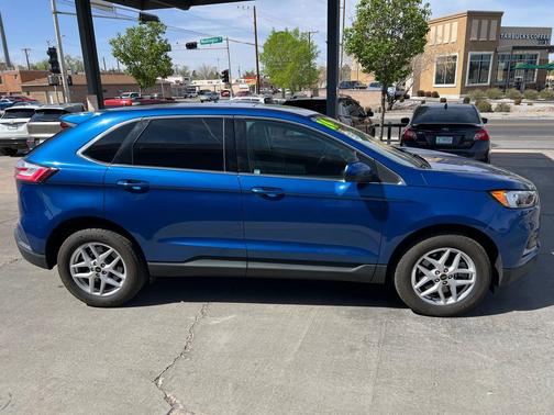 BLUE 2024 Ford Edge SEL