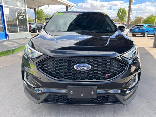 Agate Black Metallic 2019 Ford Edge ST