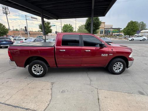 MAROON 2015 RAM 1500 SLT