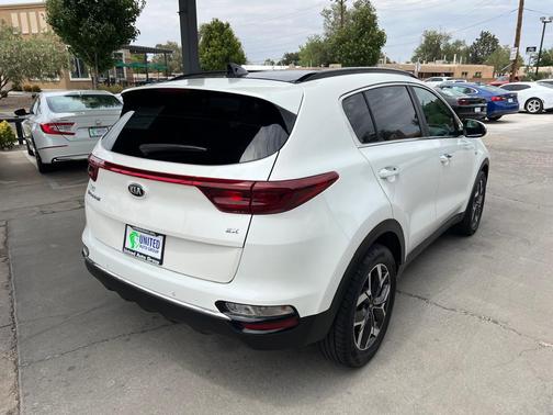 2020 Kia Sportage EX