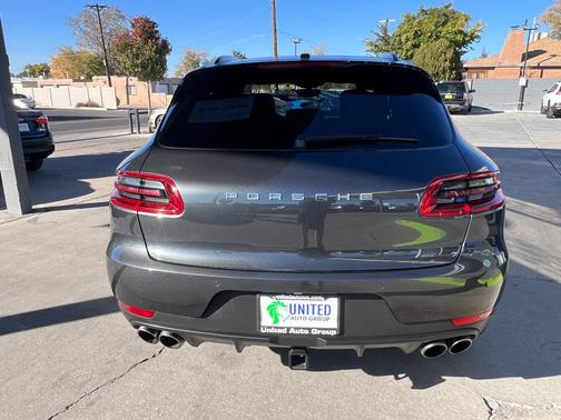 2017 Porsche Macan S