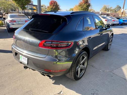 2017 Porsche Macan S