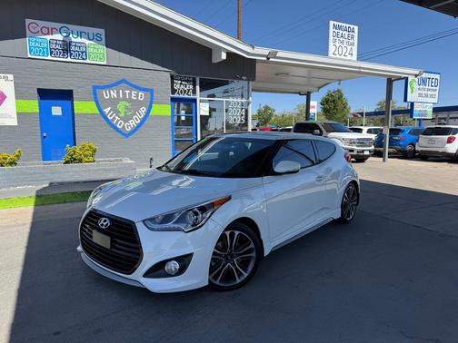 Elite White 2016 Hyundai Veloster Turbo