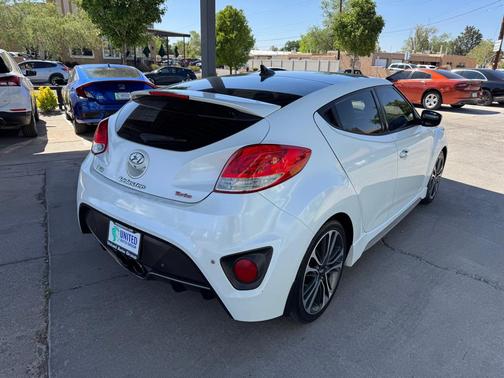 Elite White 2016 Hyundai Veloster Turbo