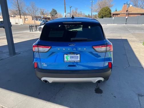 2022 Ford Escape SE