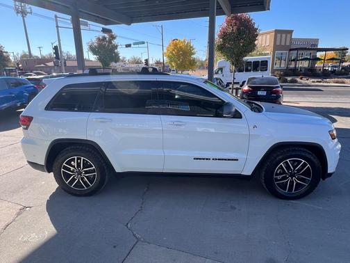 2021 Jeep Grand Cherokee Trailhawk