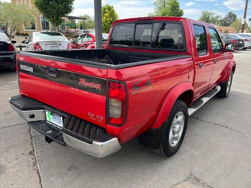 2000 Nissan Frontier XE Crew Cab