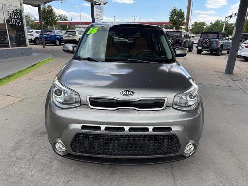 Titanium Gray 2016 Kia Soul !