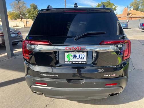 2021 GMC Acadia AWD AT4