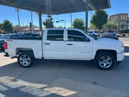 2018 Chevrolet Silverado 1500 Custom