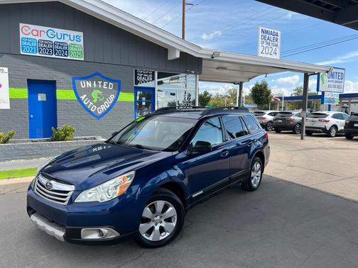 2010 Subaru Outback 2.5 i Limited