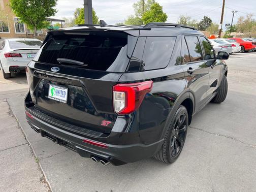Agate Black Metallic 2021 Ford Explorer ST