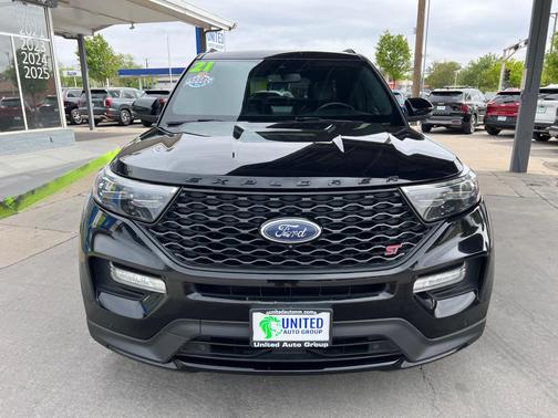 Agate Black Metallic 2021 Ford Explorer ST