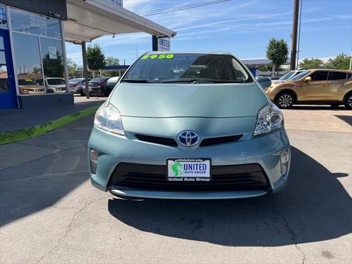 2012 Toyota Prius Two