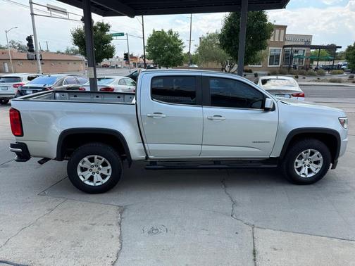 Silver Ice Metallic 2019 Chevrolet Colorado LT