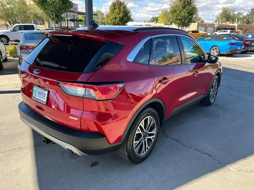 2020 Ford Escape SEL