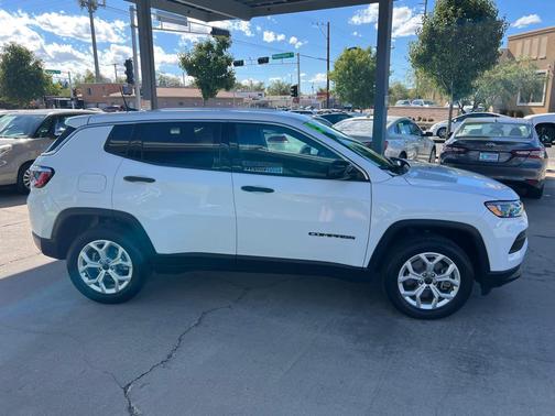 2025 Jeep Compass Sport