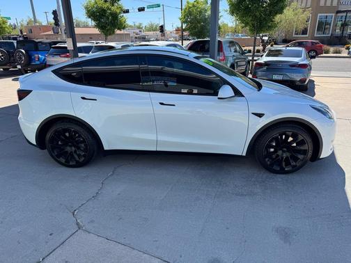 Pearl White Multi-Coat 2020 Tesla Model Y Long Range Dual Motor All-Wheel Drive