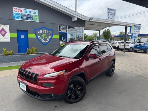 MAROON 2017 Jeep Cherokee Limited