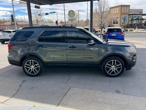 2019 Ford Explorer Sport