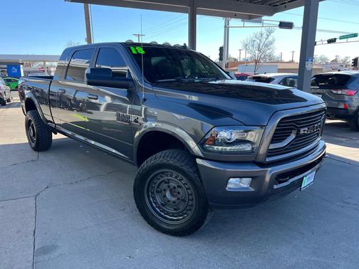 2018 RAM 2500 Laramie Mega Cab 4x4 6'4' Box