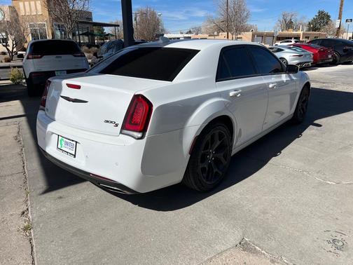 2021 Chrysler 300 S