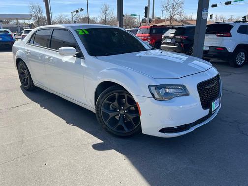 2021 Chrysler 300 S