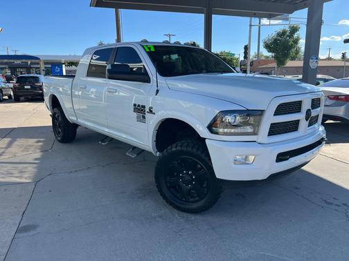 2017 RAM 2500 Laramie Mega Cab 4x4 6'4' Box