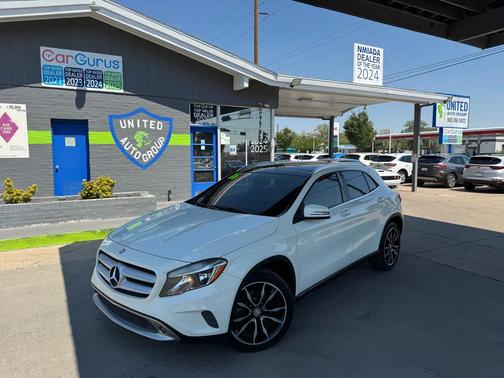 Cirrus White 2016 Mercedes-Benz GLA-Class 4MATIC