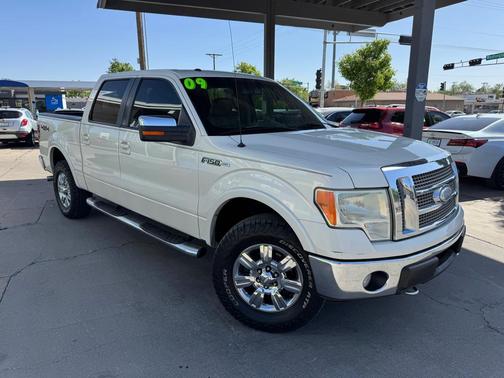WHITE 2009 Ford F-150 Lariat SuperCrew