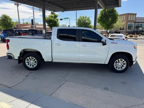 Summit White 2020 Chevrolet Silverado 1500 LT