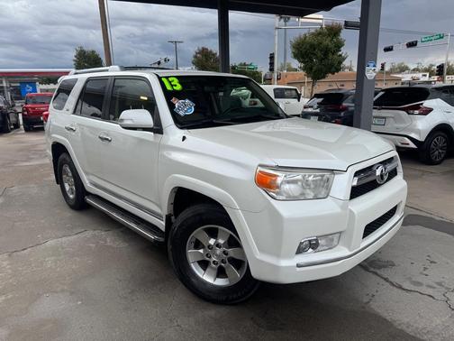 Blizzard Pearl Metallic 2013 Toyota 4Runner SR5