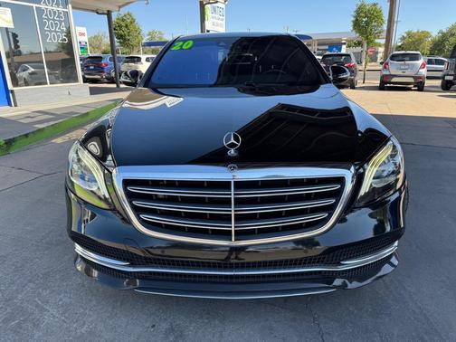 BLACK 2020 Mercedes-Benz S-Class S560