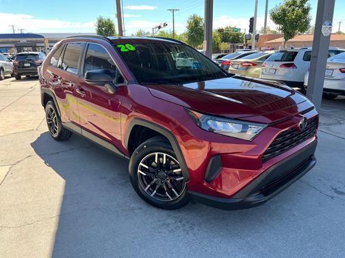 2020 Toyota RAV4 LE