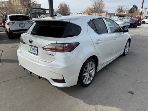 2017 Lexus CT 200h Base