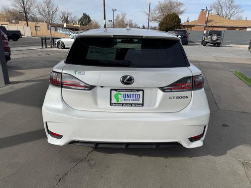 2017 Lexus CT 200h Base