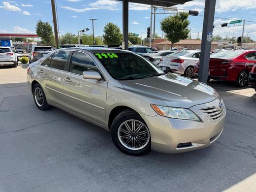 GOLD 2009 Toyota Camry BASE