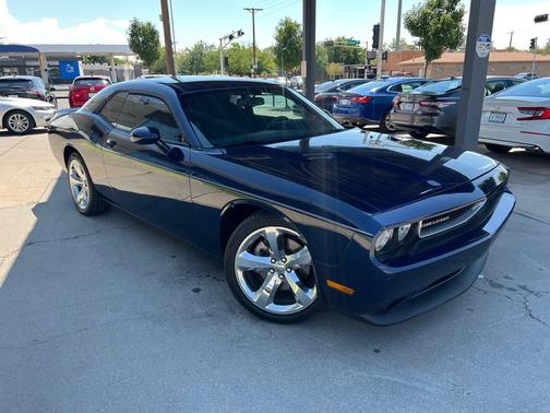 2013 Dodge Challenger SXT