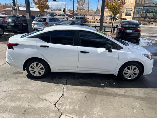 2020 Nissan Versa 1.6 S