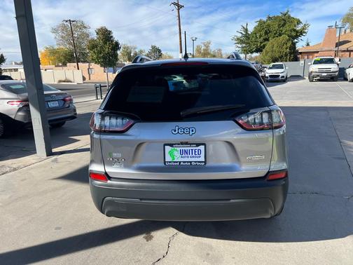 2019 Jeep Cherokee Latitude