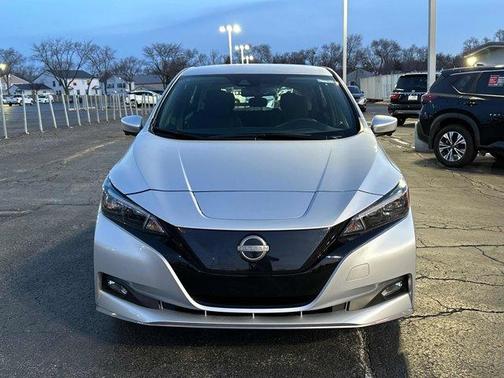 2024 Nissan Leaf SV PLUS