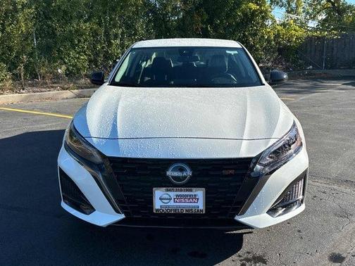 2025 Nissan Altima SR
