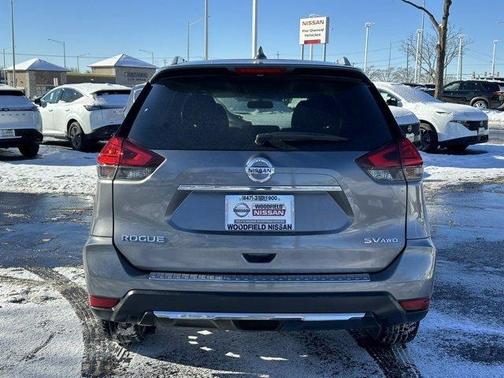 2017 Nissan Rogue SV