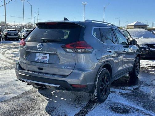 2017 Nissan Rogue SV