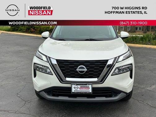 White 2023 Nissan Rogue SV