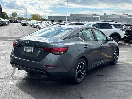 2025 Nissan Sentra SV