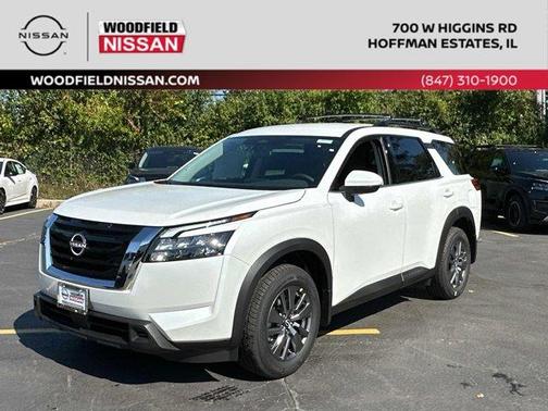 2025 Nissan Pathfinder SV