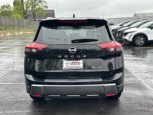 2025 Nissan Rogue Platinum
